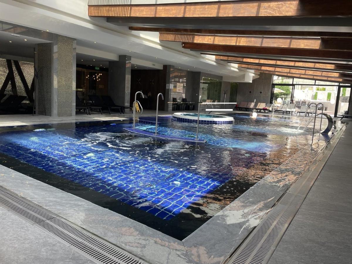 Free Spa В Св. Иван Рилски - Сладък Дом Сред Лукс Bansko Exterior photo